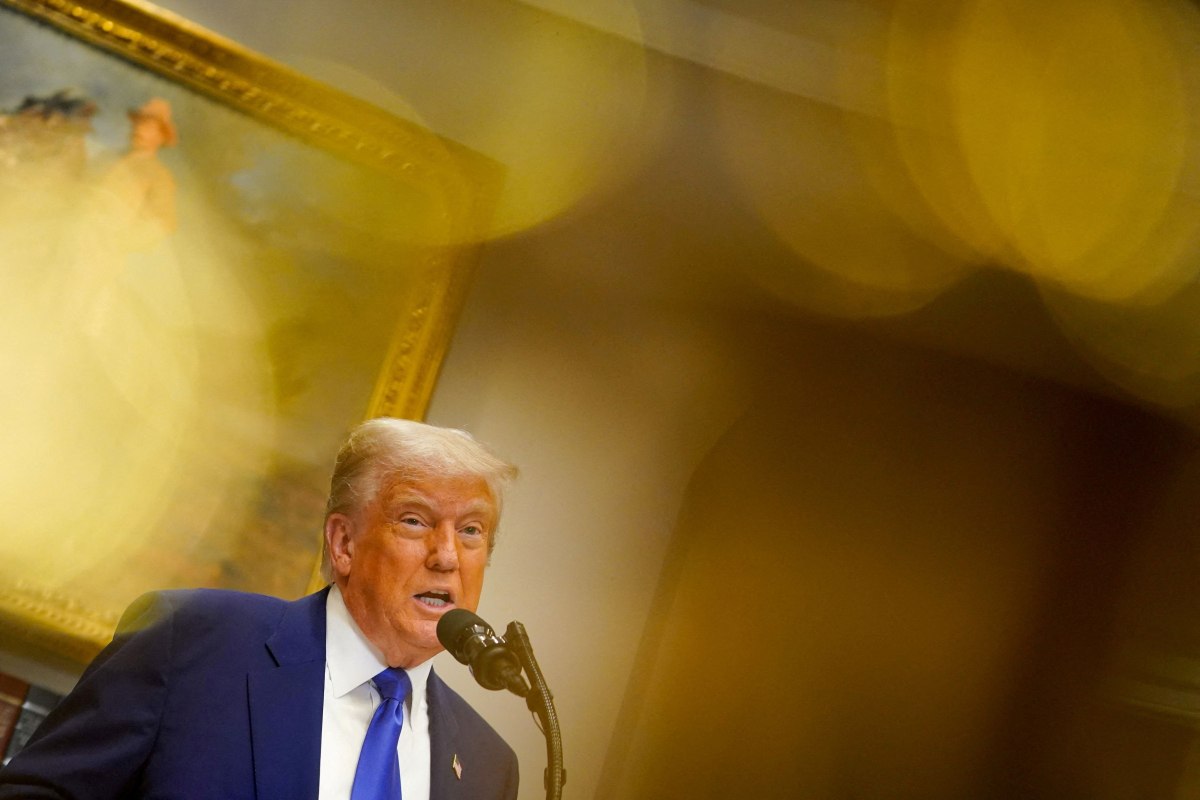 Με δασμό 17% στα γεωργικά προϊόντα απειλεί την ΕΕ ο Τραμπ