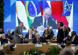 Βλαντιμίρ Πούτιν στους BRICS: «Η εποχή της φιλελεύθερης παγκοσμιοποίησης είναι ξεπερασμένη»