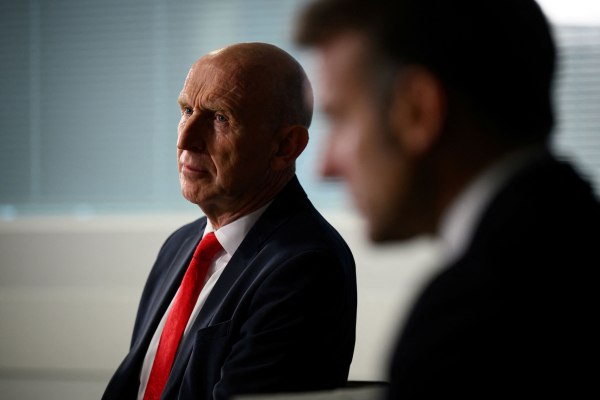 Αφγανιστάν: Χιλιάδες συνεργάτες της Δύσης μεταφέρθηκαν κρυφά στη Βρετανία