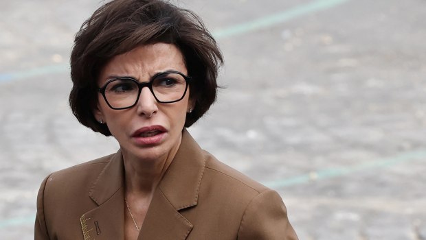 Ρασίντα Ντατί: Η Γαλλίδα υπουργός Πολιτισμού θα βρεθεί στο εδώλιο για διαφθορά