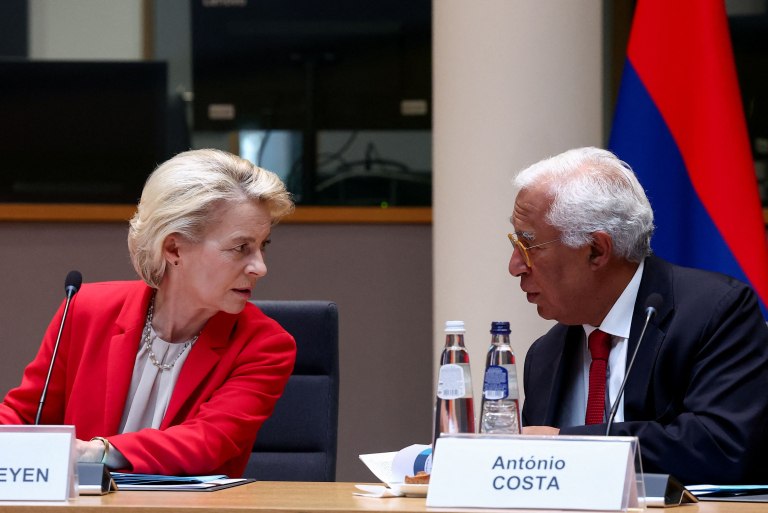 Ευρωπαϊκή Ένωση: «Ξεκάθαρη στήριξη στις διεθνείς προσπάθειες για επανεκκίνηση των συνομιλιών» για το Κυπριακό