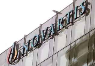 Δίκη Novartis: H Novartis έκανε εγκλήματα, είχε μαύρο ταμείο – Τι κατέθεσε ο Φιλίστωρ Δεστεμπασίδης