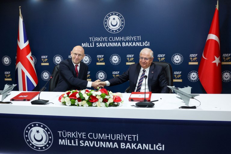 Eurofighter: Μνημόνιο κατανόησης υπέγραψαν Βρετανία και Τουρκία – «Πράσινο φως» και από Γερμανία