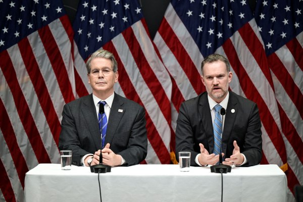 ΗΠΑ – Κίνα: Πιθανή μια συμφωνία για παράταση της εκεχειρίας στους δασμούς