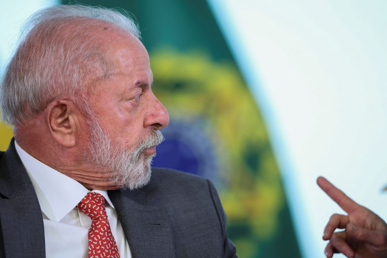 Λούλα: Υπόσχεται να υπερασπιστεί την εθνική κυριαρχία της Βραζιλίας απέναντι στον Τραμπ