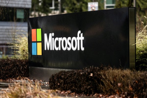 Microsoft: Η ρωσική FSB διεξάγει εκστρατεία κυβερνοκατασκοπείας ενάντια σε ξένες πρεσβείες στη Μόσχα