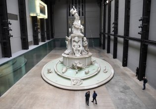 Γιατί οι νέοι ταξιδεύουν όλο και λιγότερο για να επισκεφτούν μουσεία – ακόμη και το ορόσημο Τate;