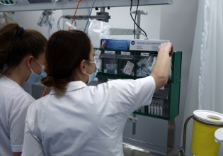 Θεμιστοκλέους για «ηλεκτρονικό βραχιόλι» στους ασθενείς: Έχουμε σημαντική μείωση στην αναμονή