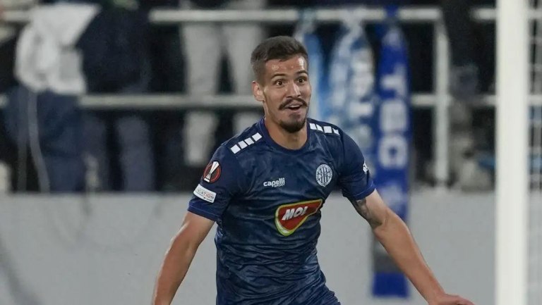 «Στη λίστα της ΑΕΚ ο Πάντοβιτς»