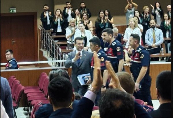 Ιμάμογλου: Αθώος για στοχοποίηση εισαγγελέα – Δεν του απαγορεύτηκε η πολιτική δράση