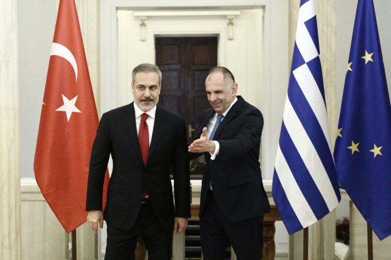 Ελληνοτουρκικά: «Προσοχή στο γορίλα των ψευδών ειδήσεων» συστήνουν τουρκικές πηγές