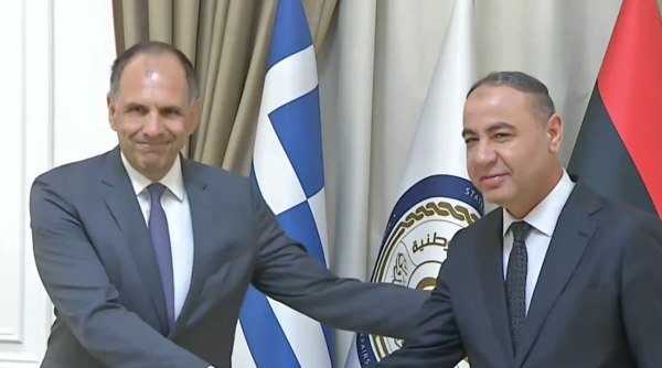 Δούρου για Λιβύη: Τα ευχολόγια και οι αόριστες αναφορές Γεραπετρίτη επιβεβαιώνουν την επικίνδυνη εξωτερική πολιτική