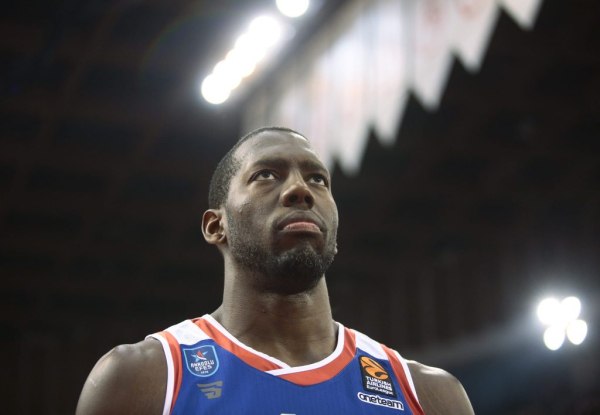 «Ο εκ των κορυφαίων σέντερ της 15ετίας στη Euroleague εξετάζεται από τον Παναθηναϊκό» – Τι αναφέρει η Mundo Deportivo