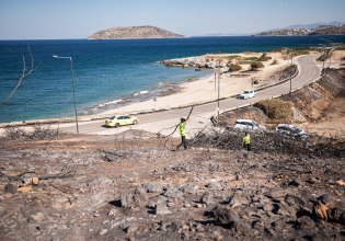 Ο Δήμος Σαρωνικού στηρίζει τους πληγέντες της πυρκαγιάς