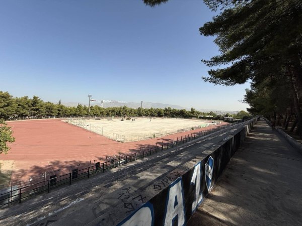 Κατασκευάζεται νέο γήπεδο ποδοσφαίρου στο άλσος Βεΐκου