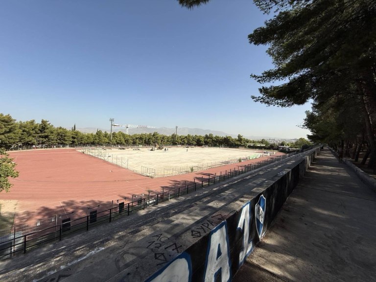 Κατασκευάζεται νέο γήπεδο ποδοσφαίρου στο άλσος Βεΐκου