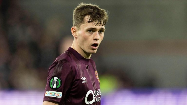 ΑΕΚ: Ανακοινώνεται και πιάνει δουλειά ο Πένραϊς