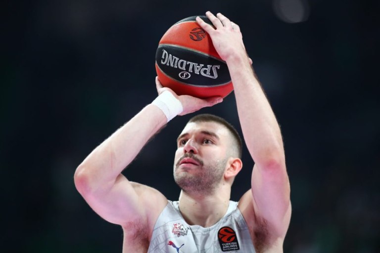 Ρογκαβόπουλος: «Μου δίνεται μία σπουδαία ευκαιρία στον Παναθηναϊκό»