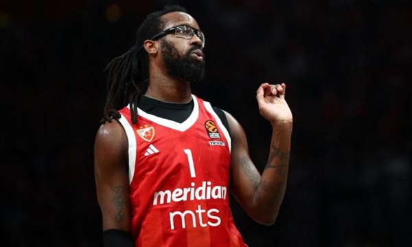 Τζον Μπράουν για Βεζένκοφ: «Μπορώ να τον μαρκάρω όλη νύχτα, αυτός δεν μπορεί να μαρκάρει εμένα»