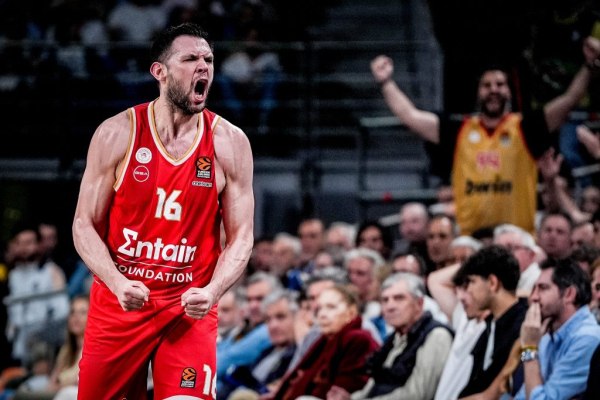 «Γι’ αυτό τον λόγο Παπανικολάου και Ολυμπιακός δεν υπέγραψαν νέο διετές συμβόλαιο»