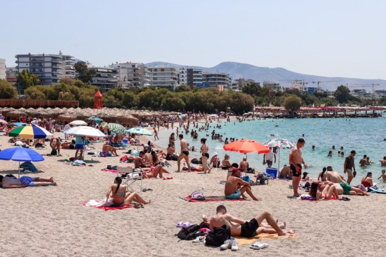 Καιρός: Η πρώτη πρόγνωση για τον Αύγουστο – Τι έρχεται μετά τον καυτό Ιούλιο;