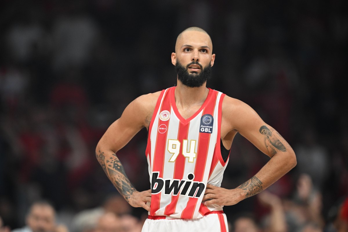 Φουρνιέ: «Χαρούμενος που θα είμαι μέλος αυτού του ιερού συλλόγου» (pic)