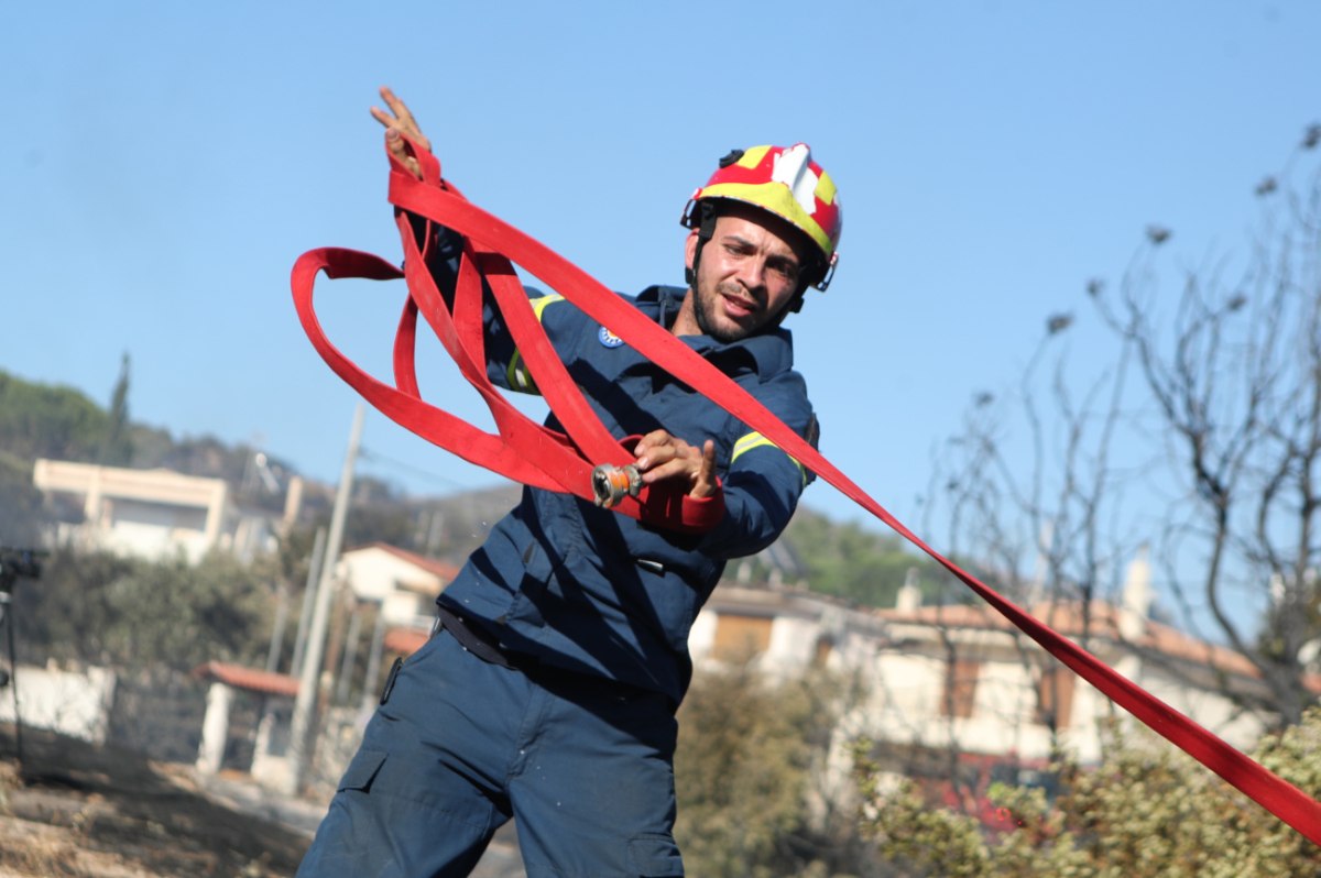 Φωτιά σε χώρο απορριμμάτων στο Μαρκόπουλο