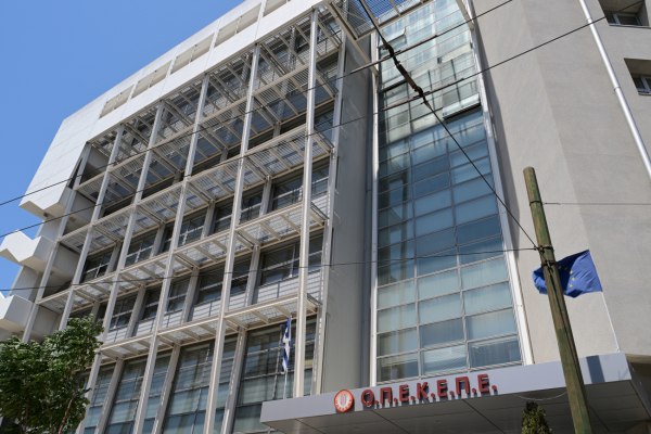 ΠΑΣΟΚ: Εξακολουθεί ο Μητσοτάκης να δηλώνει άγνοια για το σκάνδαλο του ΟΠΕΚΕΠΕ;