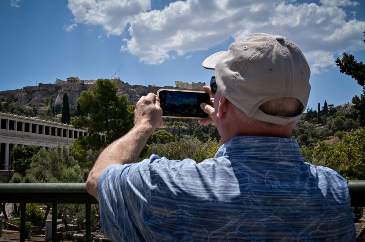 Κλειστή το μεσημέρι η Ακρόπολη λόγω καύσωνα