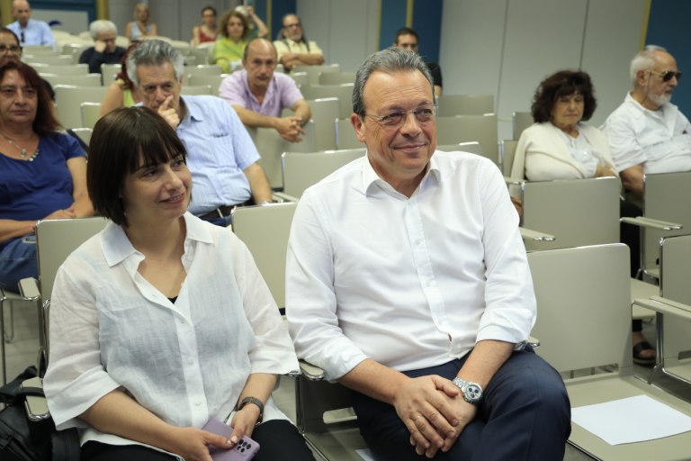 Λίφτινγκ στον ΣΥΡΙΖΑ – Ο νέος Γραμματέας και ο νέος εκπρόσωπος Τύπου