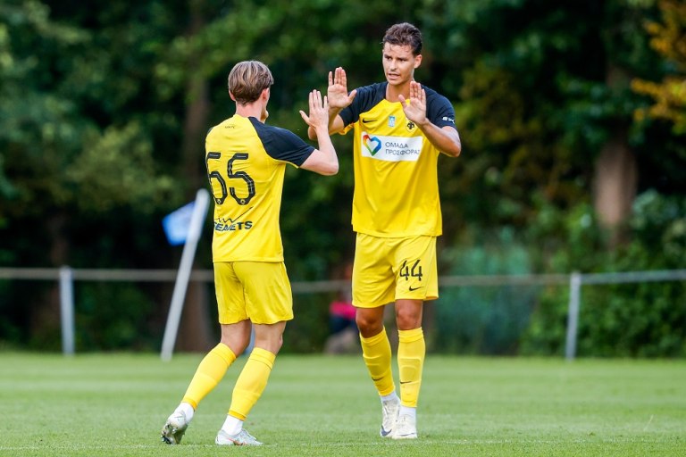 LIVE: ΑΕΚ – Κόρτραϊκ