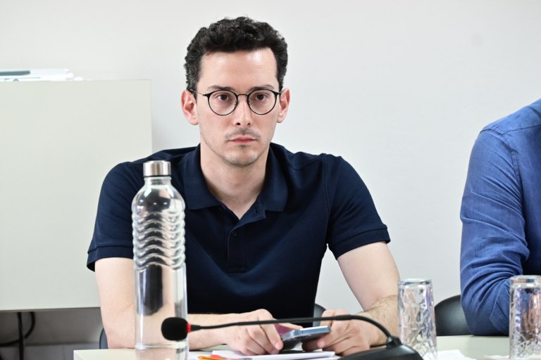 Καλπάκης: Να έρθει στην εξουσία η μεγάλη κοινωνική πλειοψηφία, να φύγουν οι «Φραπέδες» και «Χασάπηδες»