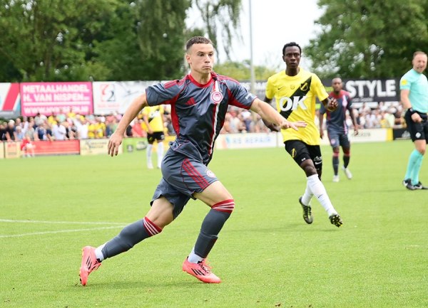 Πνευμονίδης: «Απαιτητικό αλλά και ωραίο που βρίσκομαι στην προετοιμασία του Ολυμπιακού»