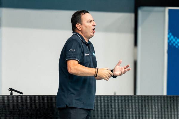 Βλάχος: «Ο προπονητής της Ισπανίας μας είπε ότι αξίζαμε να κερδίσουμε» (vid)