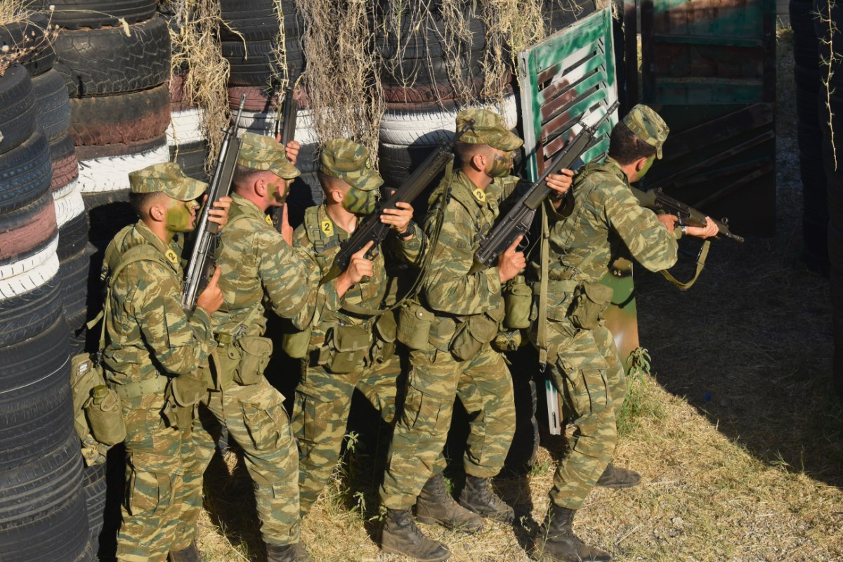 ΠΑΣΟΚ για εξαγγελίες Δένδια: Ο υπουργός των καταργήσεων να μην συνεχίσει να καταργεί την κοινή λογική