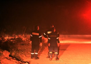 Φωτιά στην Κορινθία: Με εγκαύματα στο νοσοκομείο εποχικός πυροσβέστης μετά την αναζωπύρωση στον Φενεό