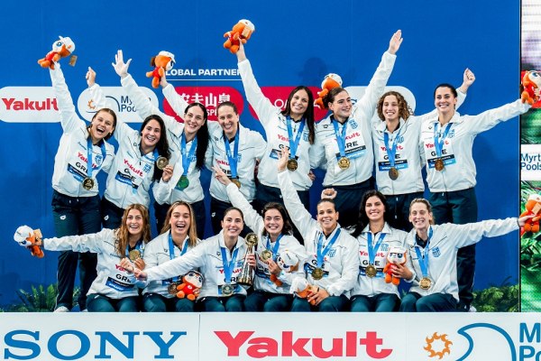 Τα συγχαρητήρια του Ολυμπιακού στην Εθνική πόλο γυναικών