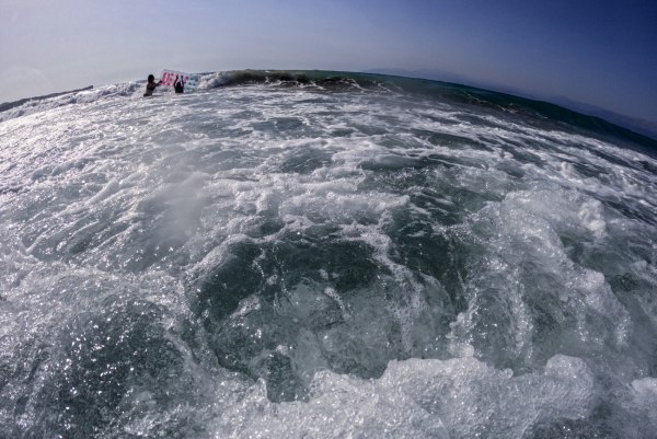 Μυστήριο με το νεκρό κορίτσι στο Παλαιό Φάληρο – «Βρέθηκε άμμος και νερό στους πνεύμονές του»