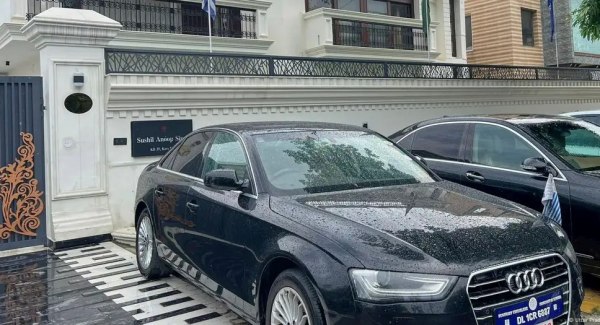 Ινδός κατηγορείται για απάτη με ψεύτικη πρεσβεία φανταστικών χωρών