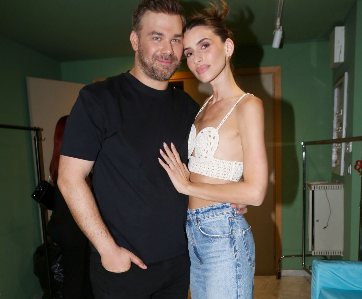 Γιώργος Σαμπάνης: Με τη σύντροφο σκεφτόμαστε να κάνουμε το επόμενο βήμα στη σχέση μας