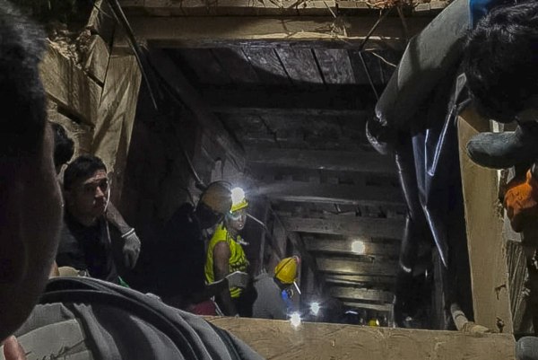 Κολομβία: Δεκαοκτώ εργάτες έχουν παγιδευτεί σε χρυσωρυχείο έπειτα από «σοβαρό ατύχημα»
