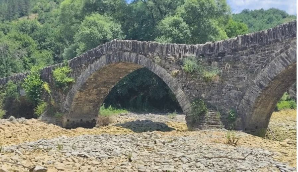 Λειψυδρία: Στέγνωσαν ποτάμια και λίμνες στην Ήπειρο