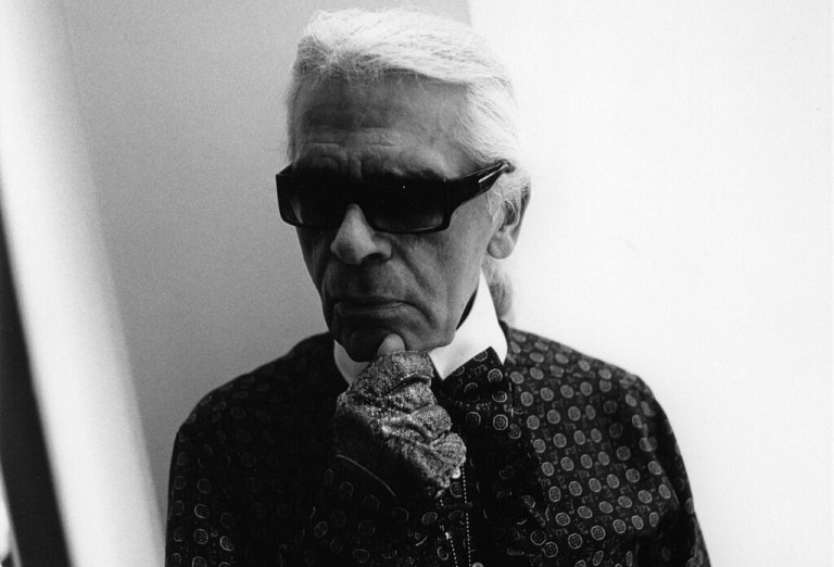 Καρλ Λάγκερφελντ: Πωλήθηκε η έπαυλή του στο Παρίσι έναντι 4, 7 εκατ. ευρώ