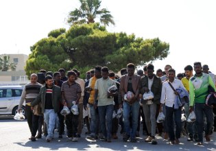 Άλλοι 63 μετανάστες διασώθηκαν στα ανοιχτά της Γαύδου από Λιμενικό και Frontex