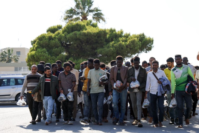 Άλλοι 63 μετανάστες διασώθηκαν στα ανοιχτά της Γαύδου από Λιμενικό και Frontex