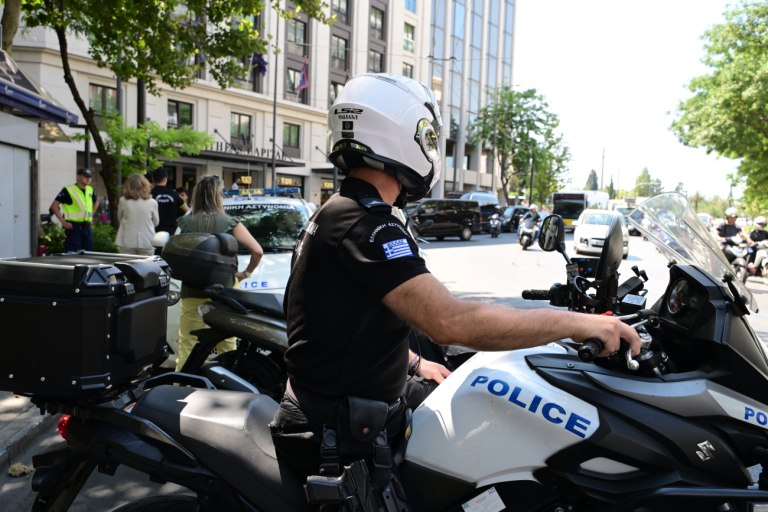 ΕΛ.ΑΣ: Εξιχνιάστηκαν δύο περιπτώσεις εκβίασης που σχετίζονται με μεταφορικές εταιρείες