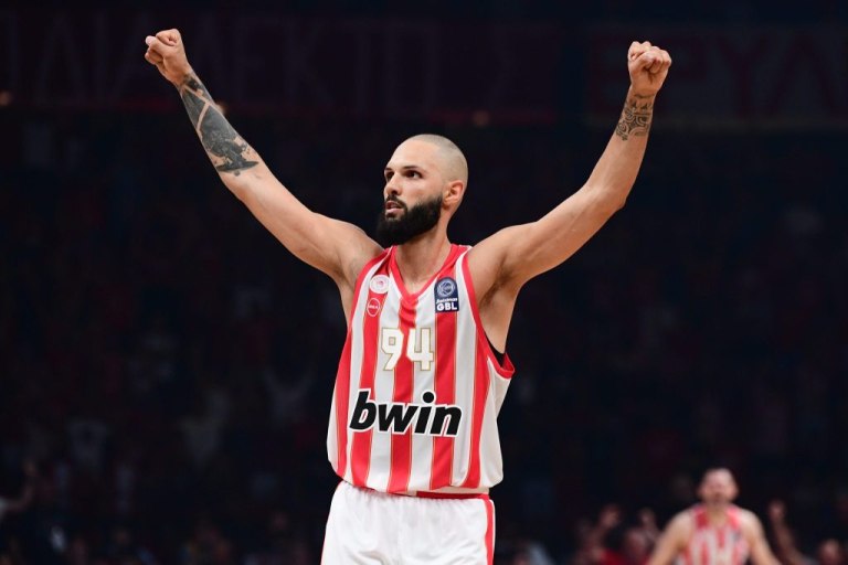 Η αινιγματική ανάρτηση του Φουρνιέ: «Μην θεωρείς τίποτα δεδομένο» (pic)