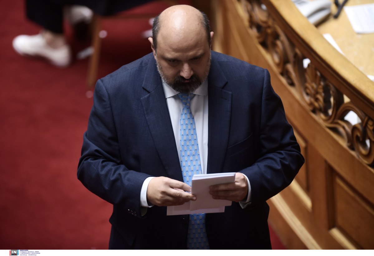 Αποκλειστικό in: Απέναντι στον Τριαντόπουλο οι πρώτοι συγγενείς θυμάτων στην υπόθεση των Τεμπών