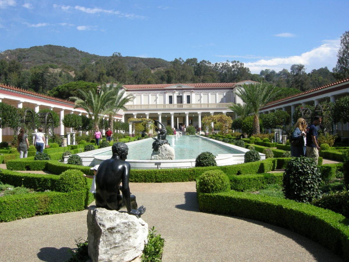 To Μουσείο Τέχνης Getty ανοίγει ξανά τις πύλες του μετά τις πυρκαγιές του LA με μια έκθεση για τη Μεσσηνία