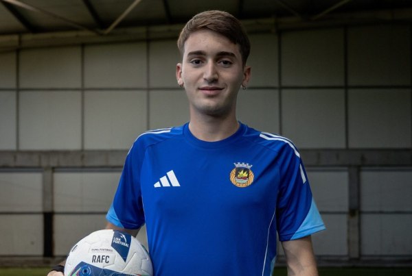 Σκόραρε και πάλι με τη Ρίο Άβε ο Παπακανέλλος (4-0, vid)